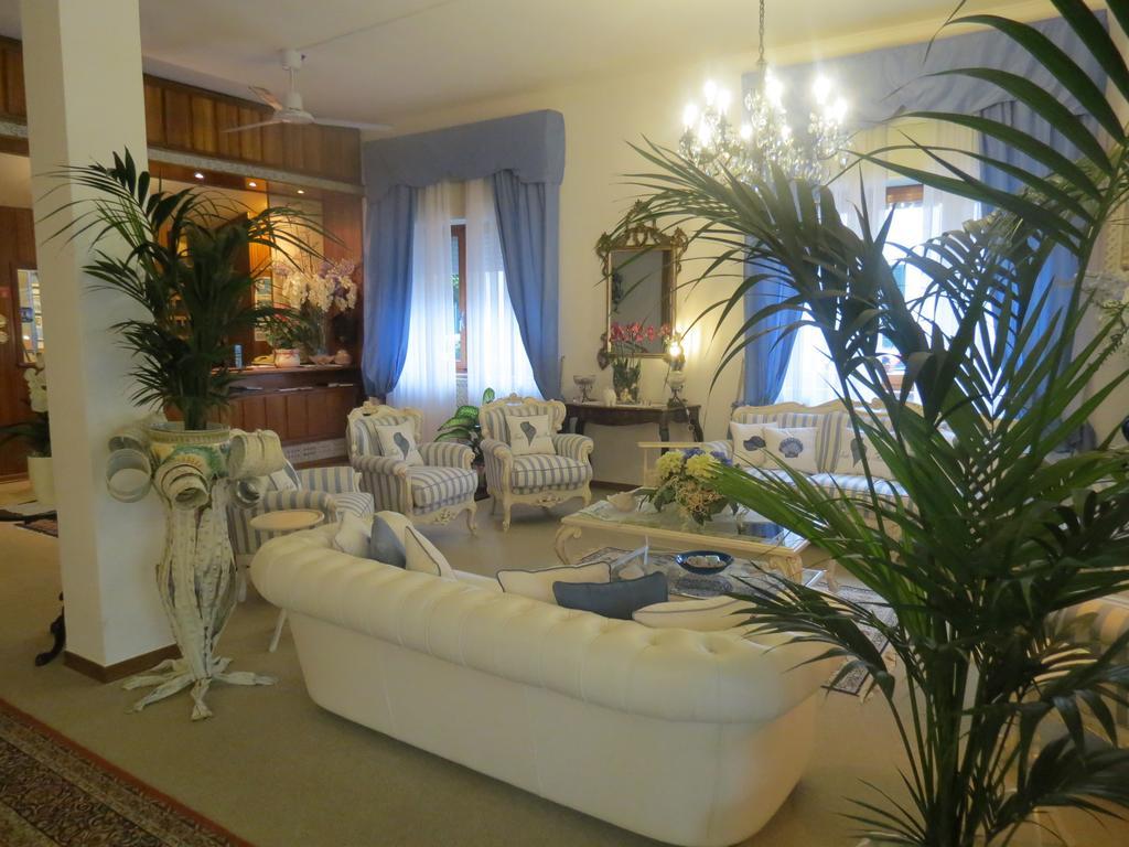 Hotel Tirreno Φόρτε ντε Μάρμι Εξωτερικό φωτογραφία